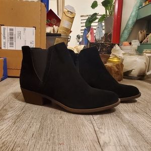 Black Kensie Booties